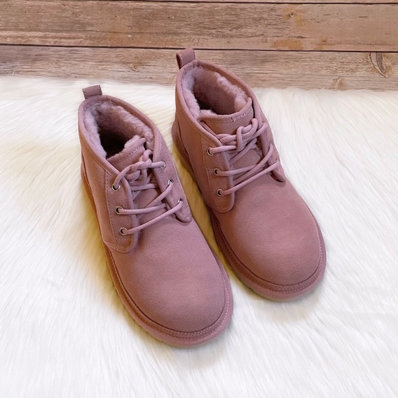 UGG Women’s Neumel Shell Suede Chukka Boots - Picture 5 of 9